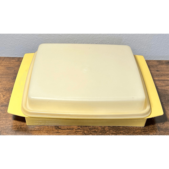 Vintage Tupperware Deviled Egg Keeper Carrier Tray Container Harvest Gold 723-4 - Picture 4 of 8